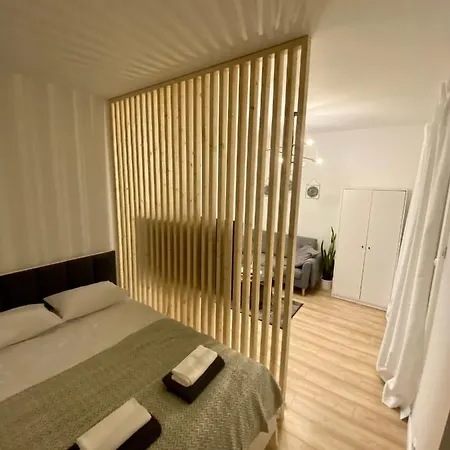 Nadwislanski アパート ワルシャワ