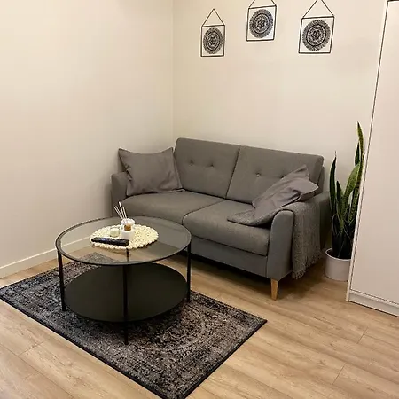 アパート Nadwislanski ワルシャワ